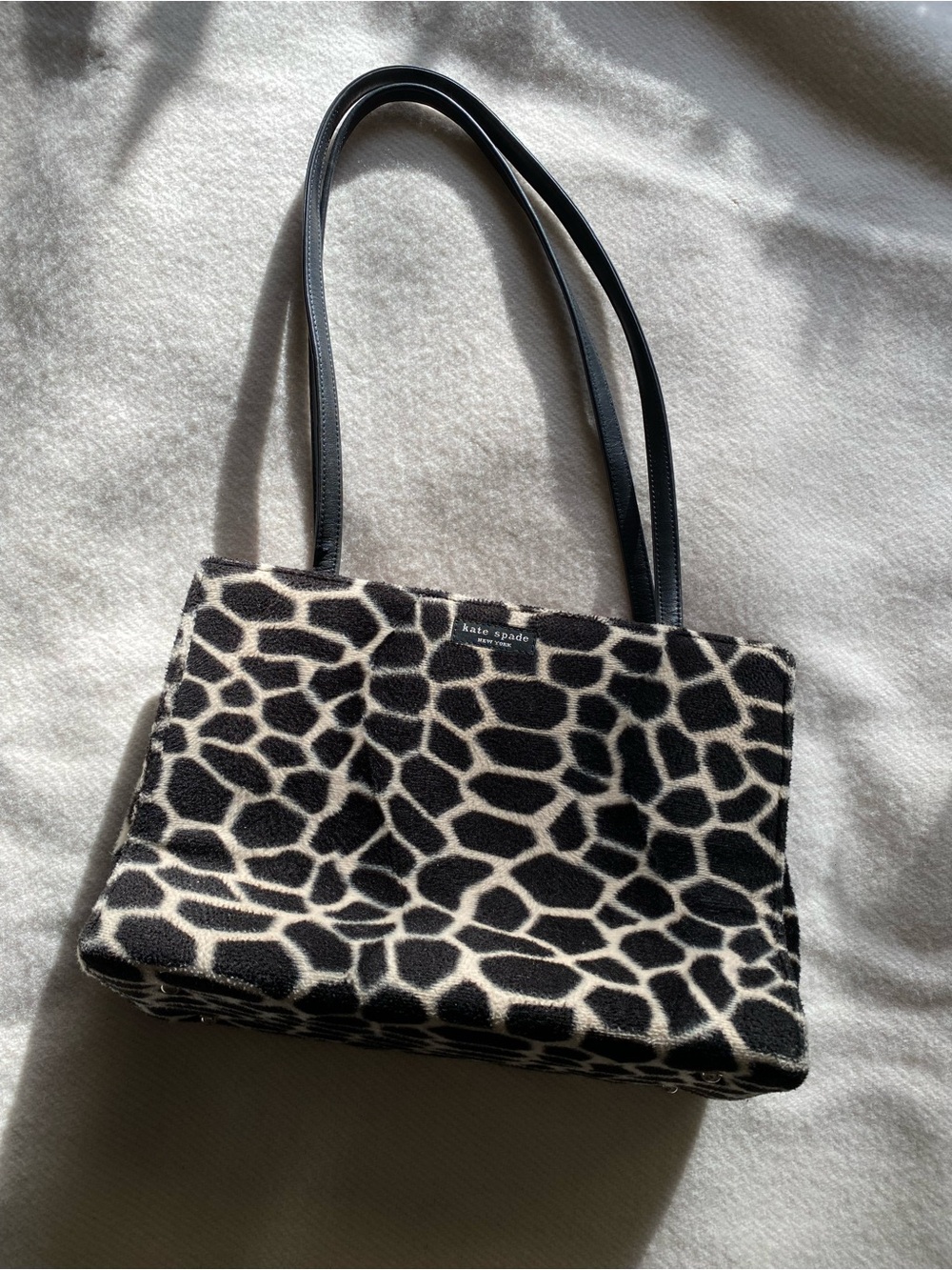 Kate Spade New York Giraffe Print Faux Fur Tote Bag Red Lining Animal Print